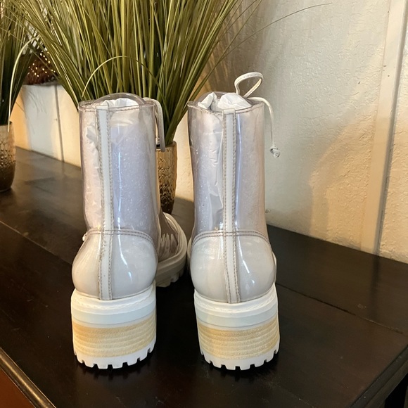 Schutz Clear Boots - Picture 5 of 8